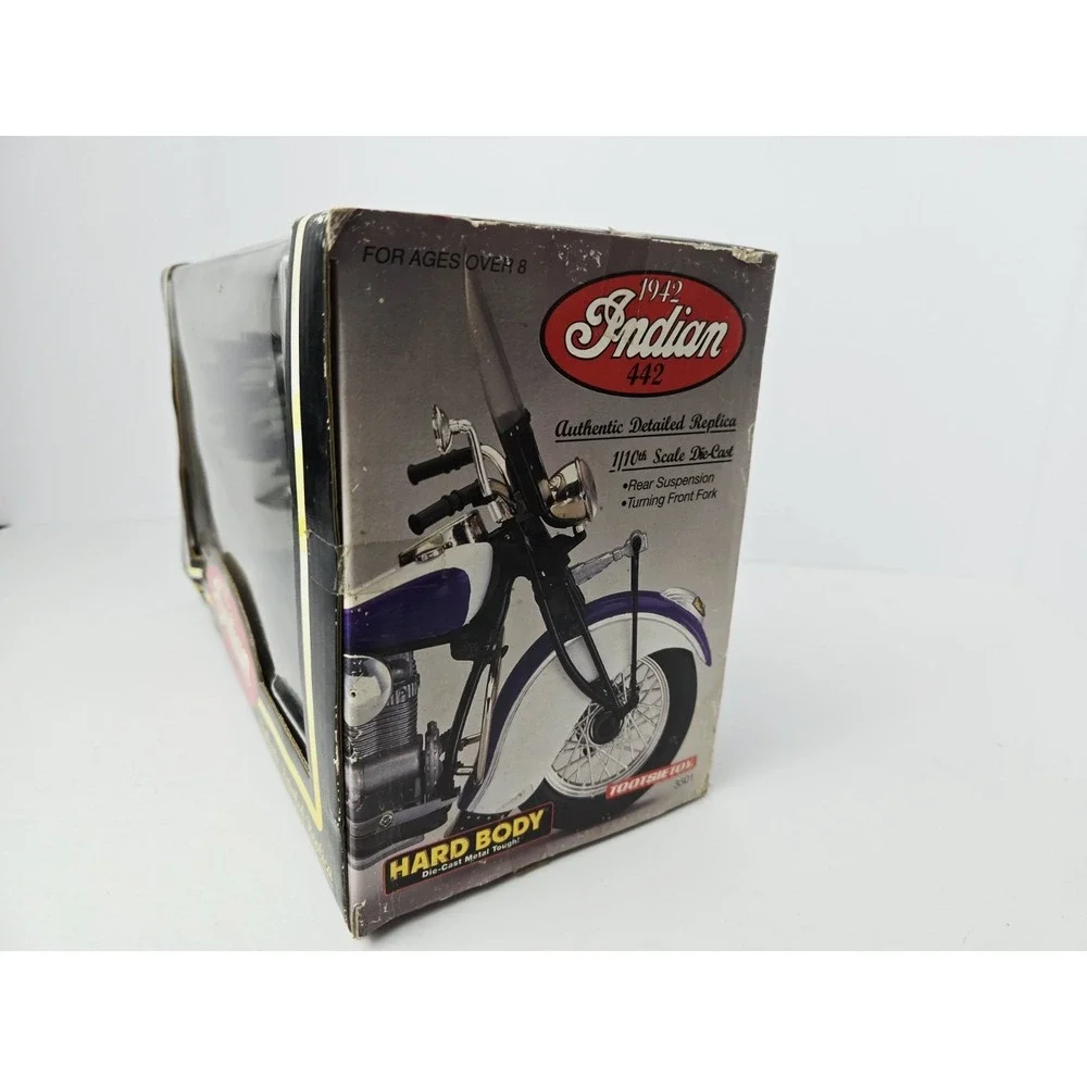 1942 Indian Motorcycle Die Cast 1/10‎ Strombecker 1996 model